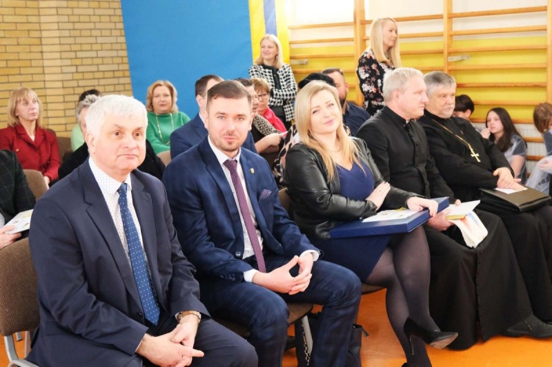 Poświęcenie szkoły w Studziankach