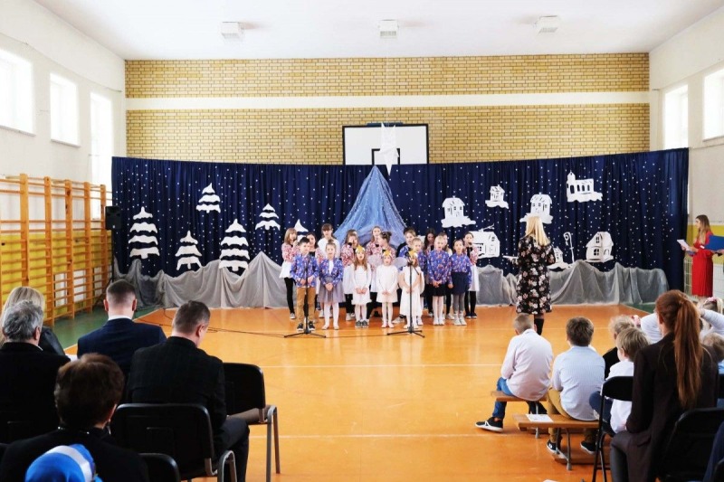 Poświęcenie szkoły w Studziankach