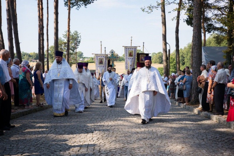 Przemienienie Pańskie w Sakach