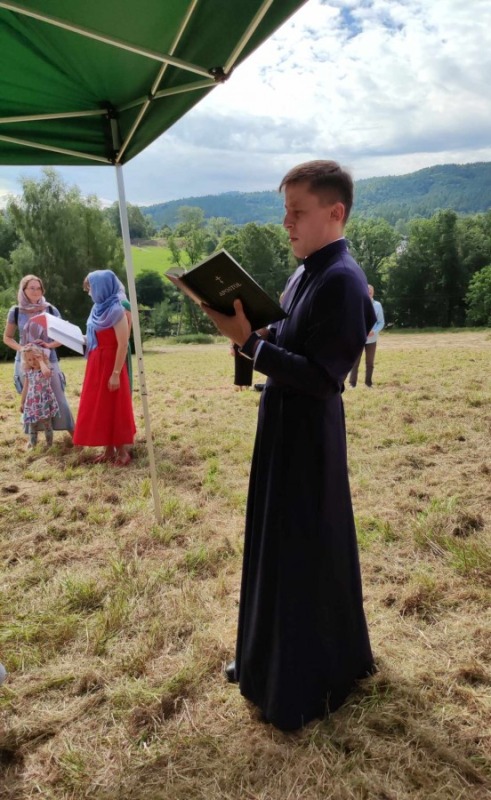 Pierwsza Liturgia Święta na działce parafii w Bielsku-Białej