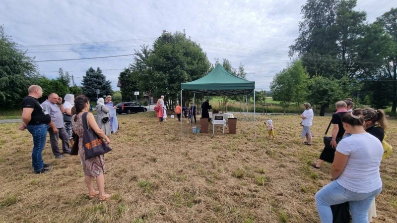 Pierwsza Liturgia Święta na działce parafii w Bielsku-Białej