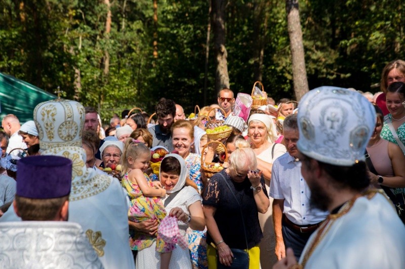 Przemienienie Pańskie w Sakach
