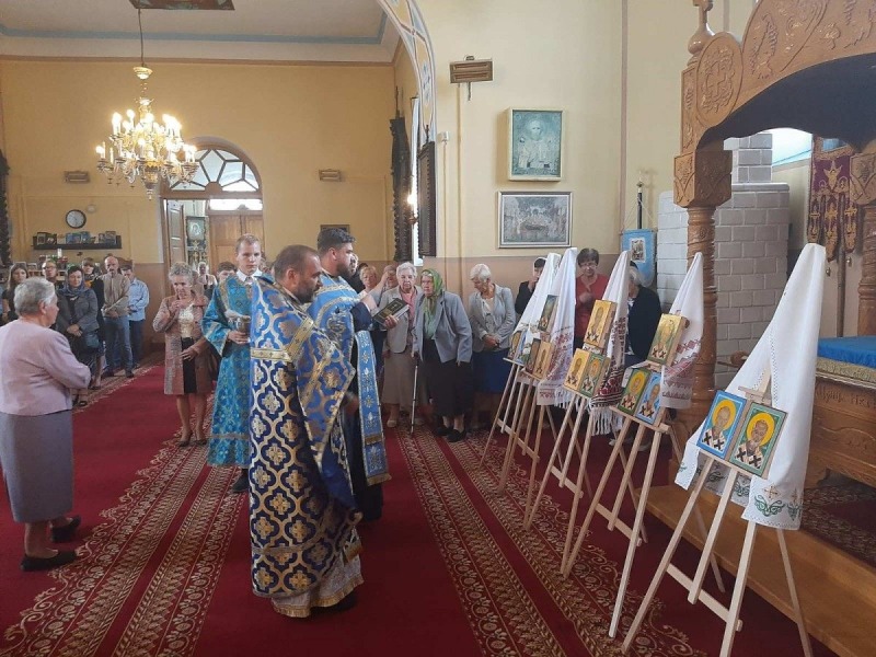 Zakończenie warsztatów pisania ikon w Dubinach