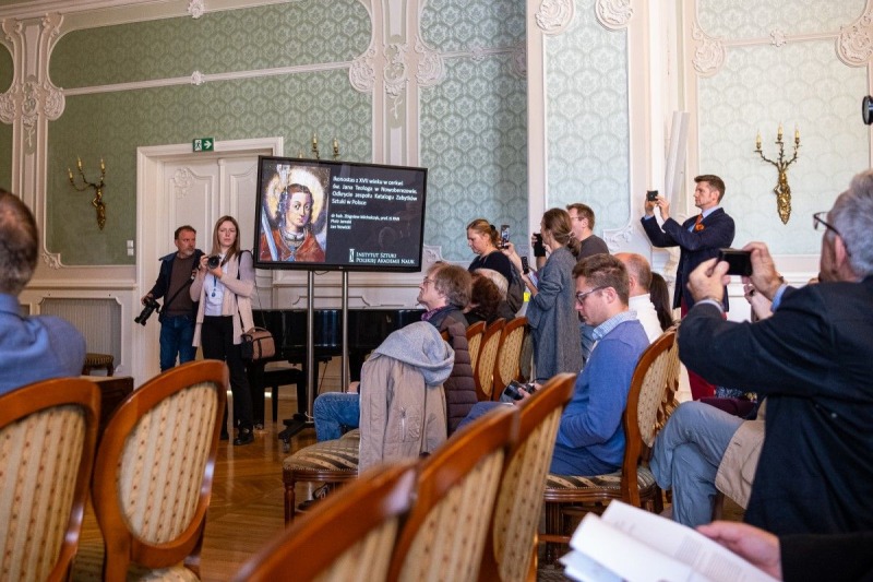 O odkryciu ikonostasu w nowoberezowskiej cerkwi