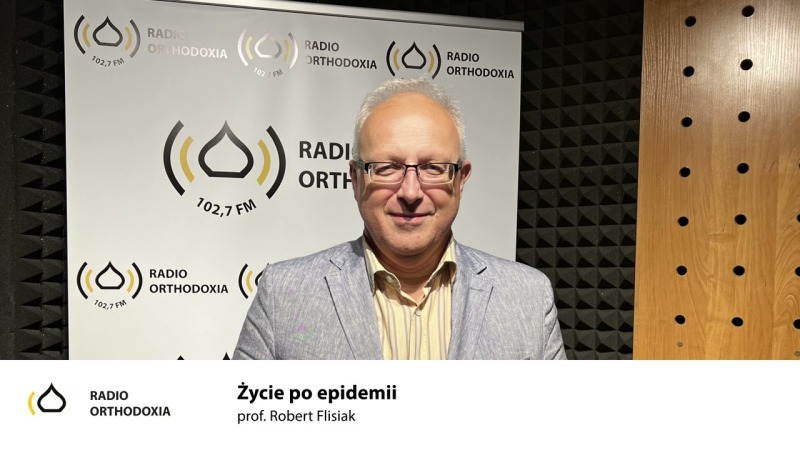 Pytanie do Specjalisty. Życie po epidemii - prof. Robert Flisiak