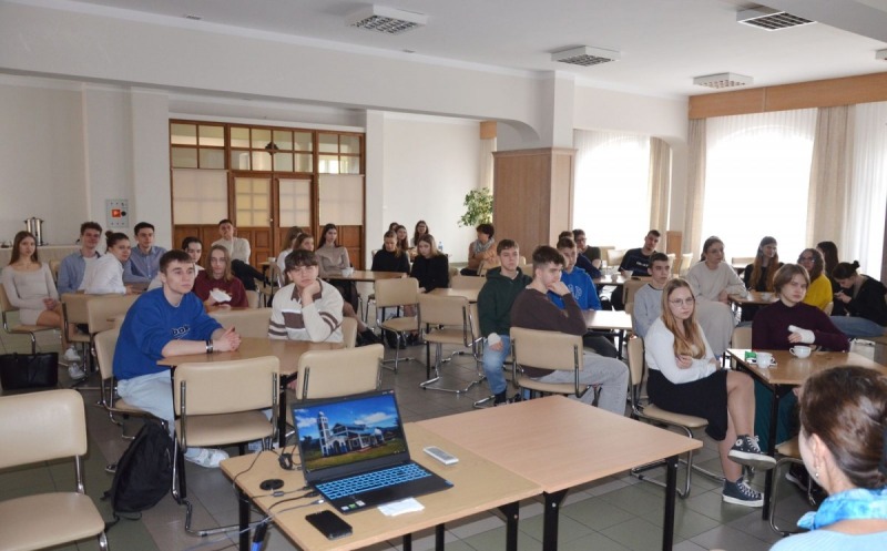 Spotkanie młodzieży na temat prawosławia w Afryce