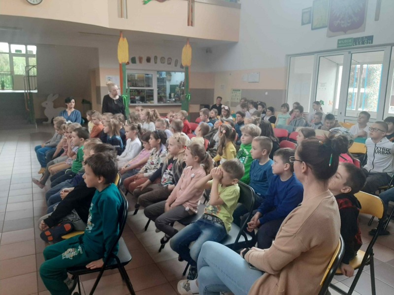 Grupa teatralna przy parafii w Dubinach