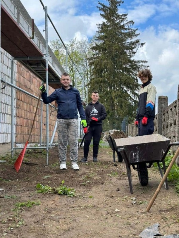 Rekolekcje młodzieży w Sakach i Zaleszanach