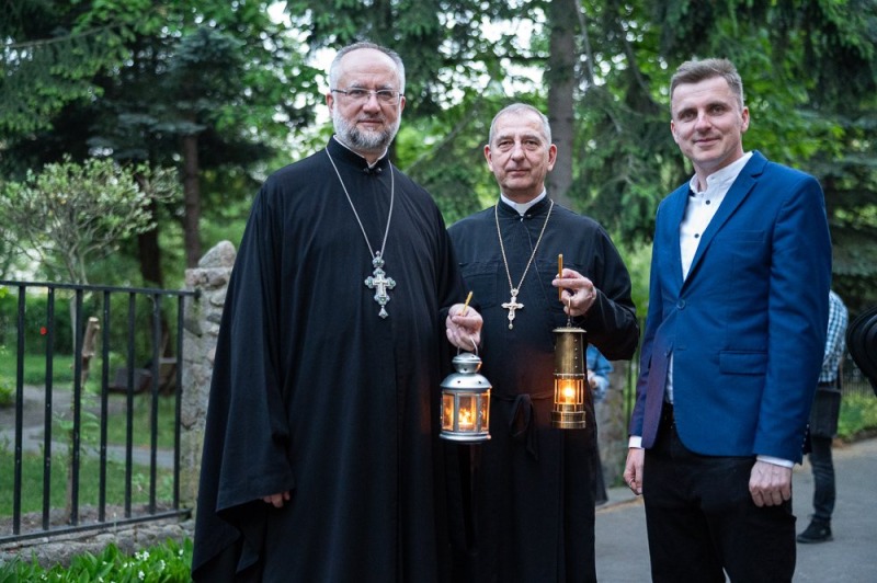 Dostarczono Święty Ogień do Warszawy