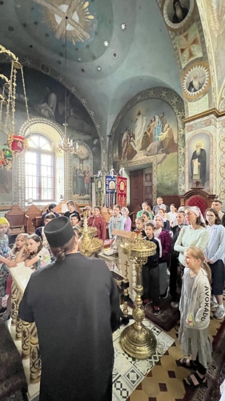 Pielgrzymka Chóru Dziecięcego Katedry św. Marii Magdaleny do Jabłecznej
