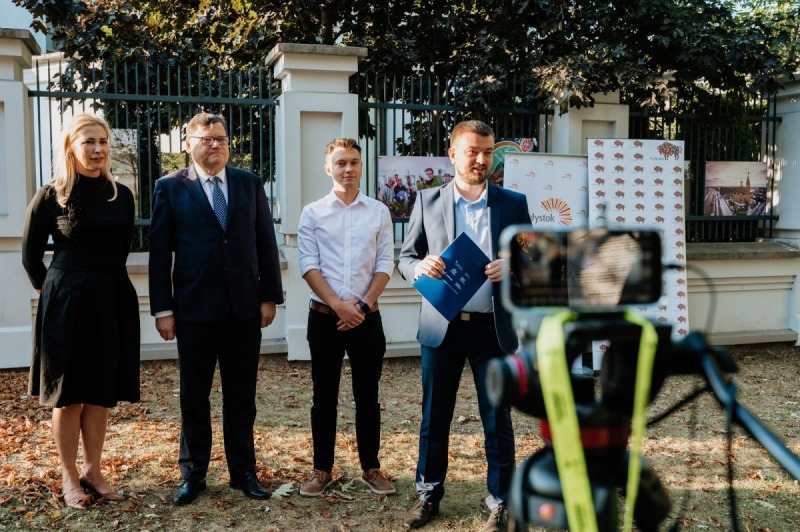 Otwarcie wystawy fotograficznej "100 lat autokefalii. 1000 lat historii"