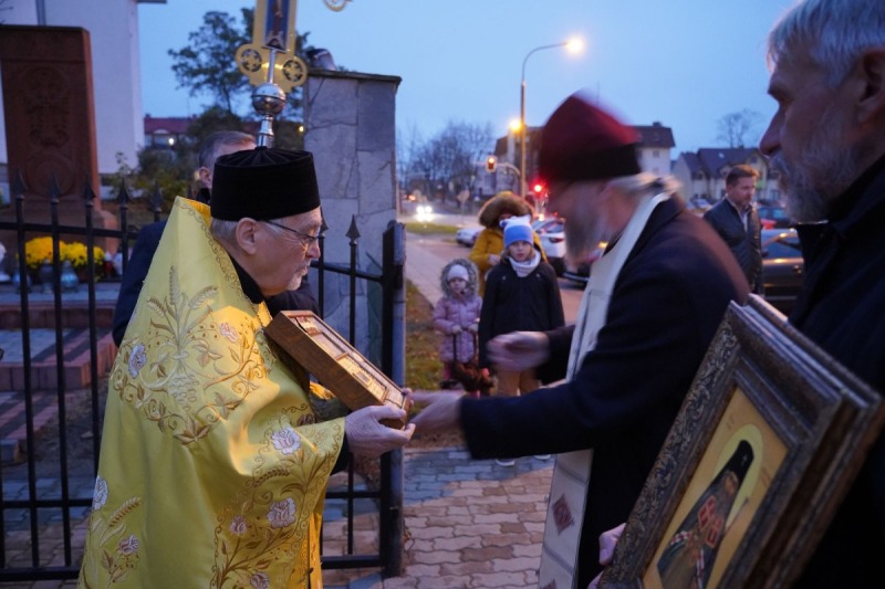 Relikwie św. arcybiskupa Jana (Maksymowicza) w Polsce - krótkie podsumowanie