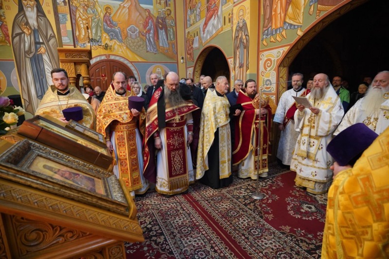 Relikwie św. arcybiskupa Jana (Maksymowicza) w Polsce - krótkie podsumowanie