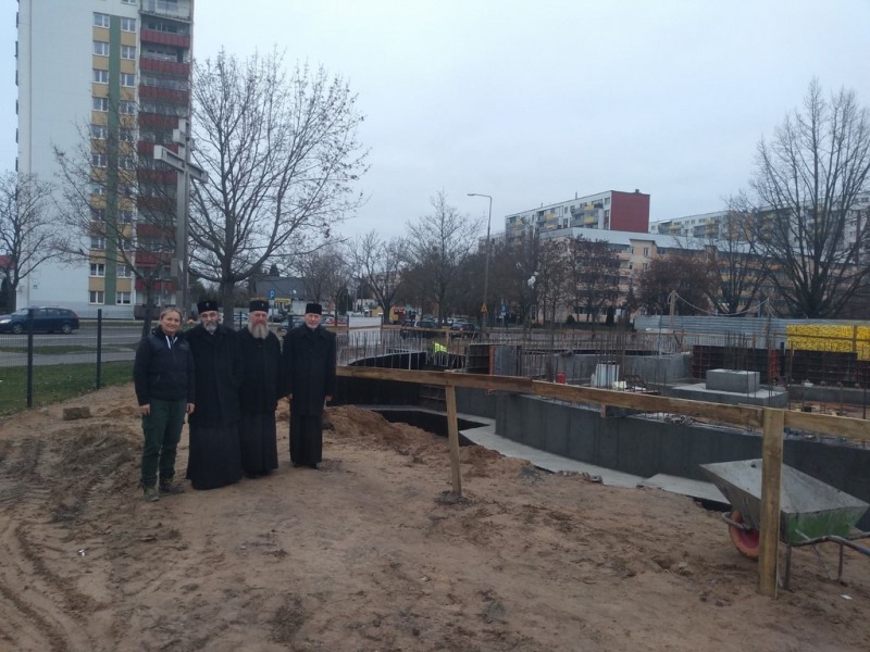 Z placu budowy cerkwi Św. Atanazego Brzeskiego w Białymstoku