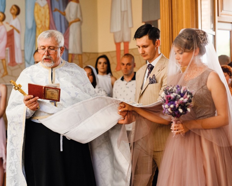 Ikony ślubne: historia, tradycja i symbolika w prawosławiu