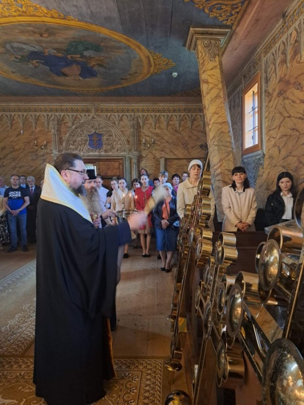 Poświęcenie krzyży na cerkiew na Górze Jawor