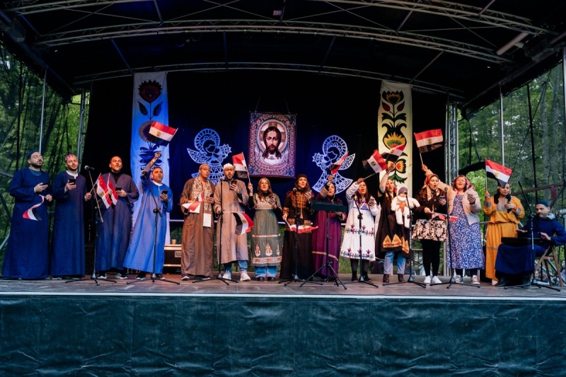 Magiczny wieczór w Puszczy Białowieskiej – Uczta Folklorystyczna w Topile