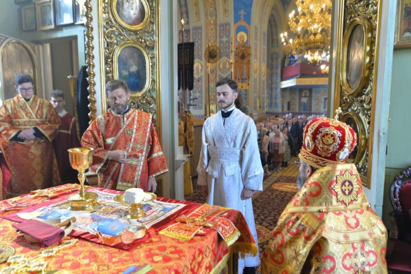 Podwyższenia Krzyża Pańskiego i chirotonia diakońska w Białymstoku