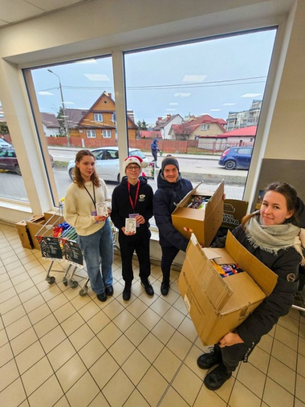 Bractwo na święta. Ponad 1400 paczek dla potrzebujących