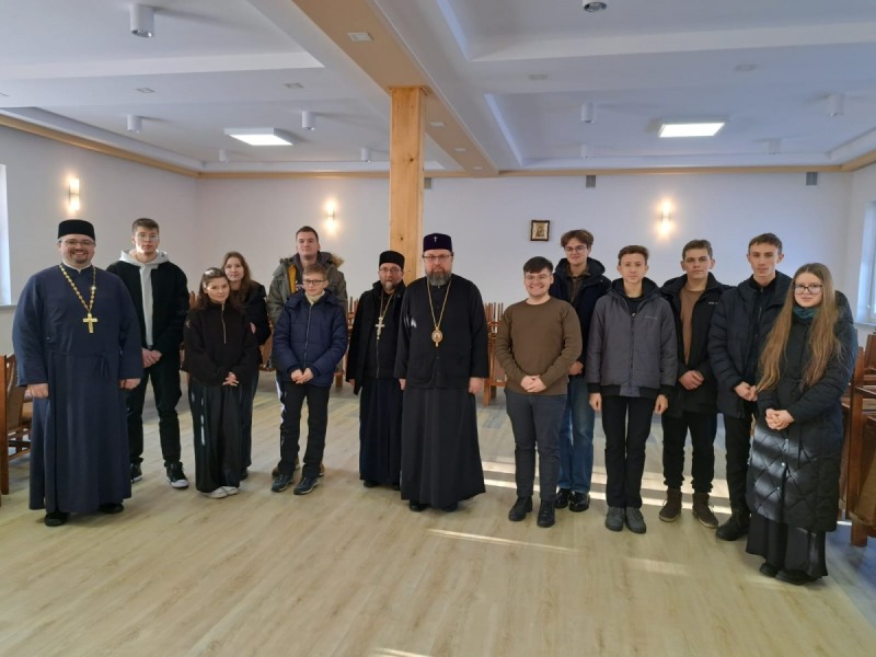  Bożonarodzeniowe gowienija młodzieży w Bartnem