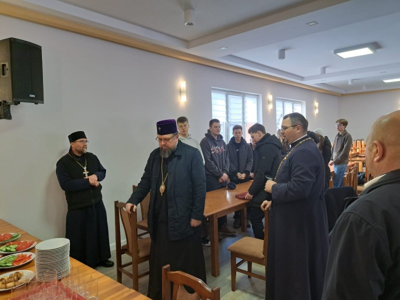  Bożonarodzeniowe gowienija młodzieży w Bartnem