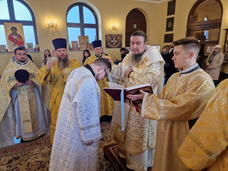 Święcenia diakońskie w katedrze ordynariatu