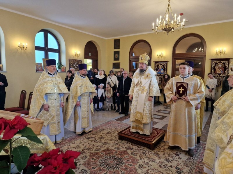 Święcenia diakońskie w katedrze ordynariatu