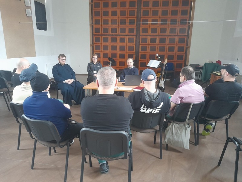 Zapowiedź podcastu: Święci wśród nas