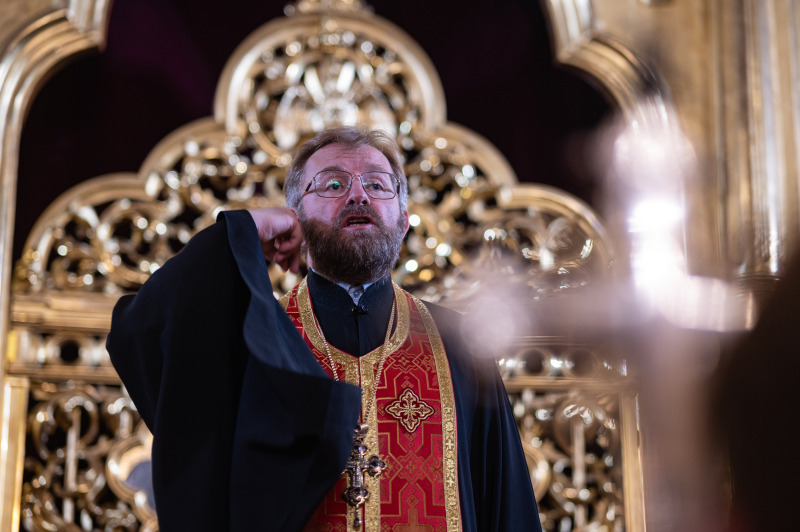 Obrzęd wyniesienia i podwyższenia św. Krzyża w stołecznej katedrze