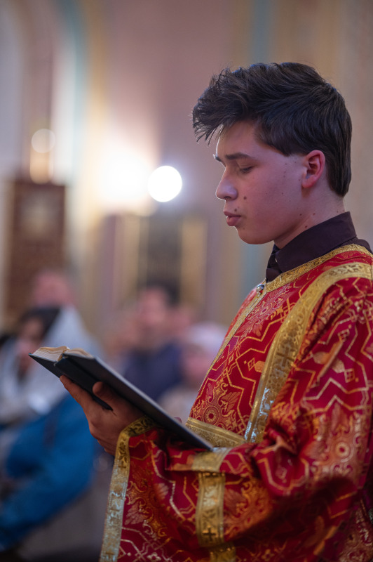 Obrzęd wyniesienia i podwyższenia św. Krzyża w stołecznej katedrze
