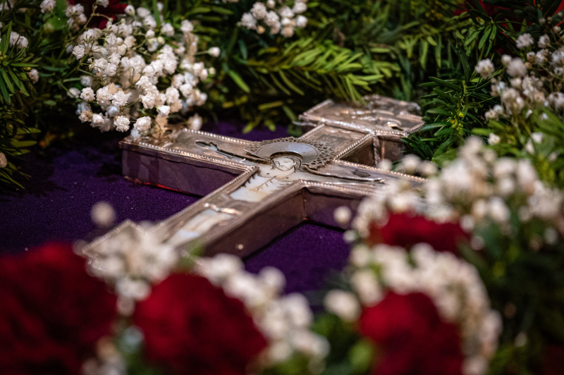 Obrzęd wyniesienia i podwyższenia św. Krzyża w stołecznej katedrze