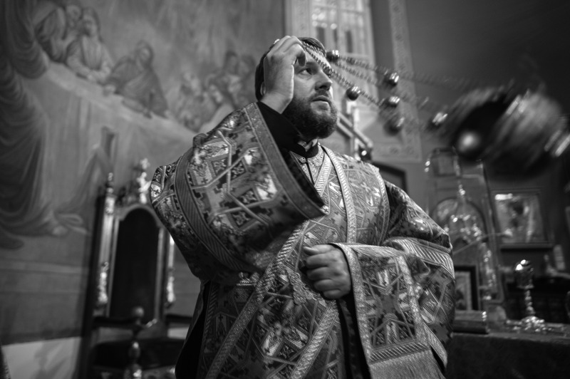 Obrzęd wyniesienia i podwyższenia św. Krzyża w stołecznej katedrze